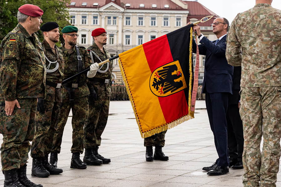 Friedrich Merz takes part in a ceremony with members of Germany's 45th Armoured Brigade (Panzerbrigade 45) in Vilnius.