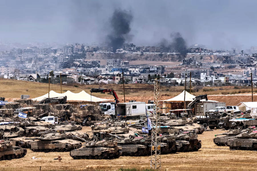 Israeli tanks and bulldozers on the border with Gaza.