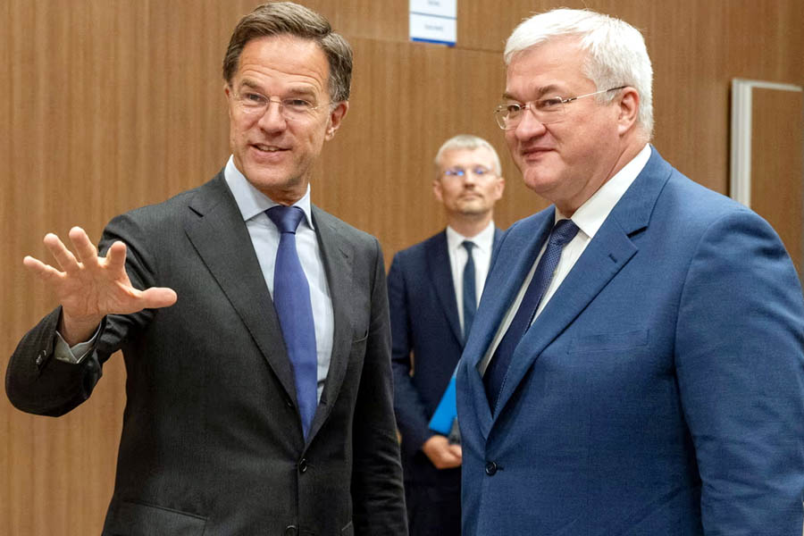 The Nato secretary general, Mark Rutte, and Ukraine's foreign minister, Andriy Sybiga, at the Nato foreign ministers’ meeting in Antalya, Turkey.